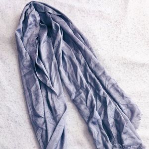 Silver Scarf